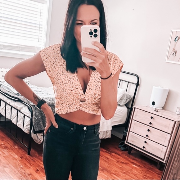 Free People Tops - free people havana honey yellow floral crop top